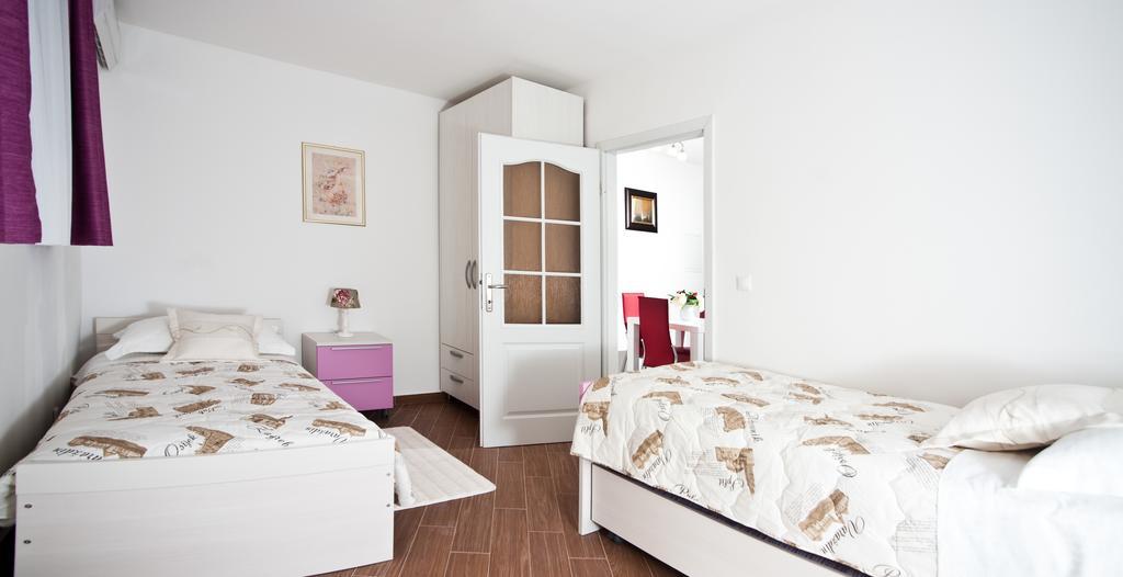 Apartment Lina Deluxe Split Rum bild